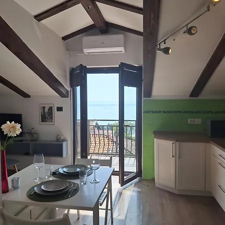 Apartment Fenix - Stunning View, Great Location & Free Parking Opatija