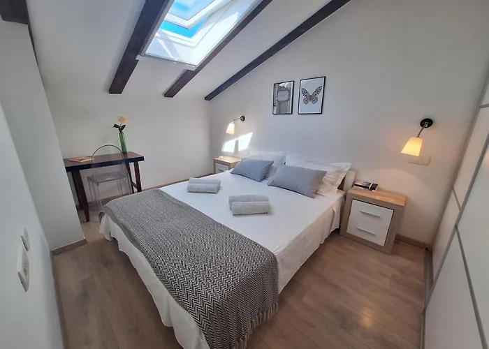 Apartamento Fenix - Stunning View, Great Location & Free Parking