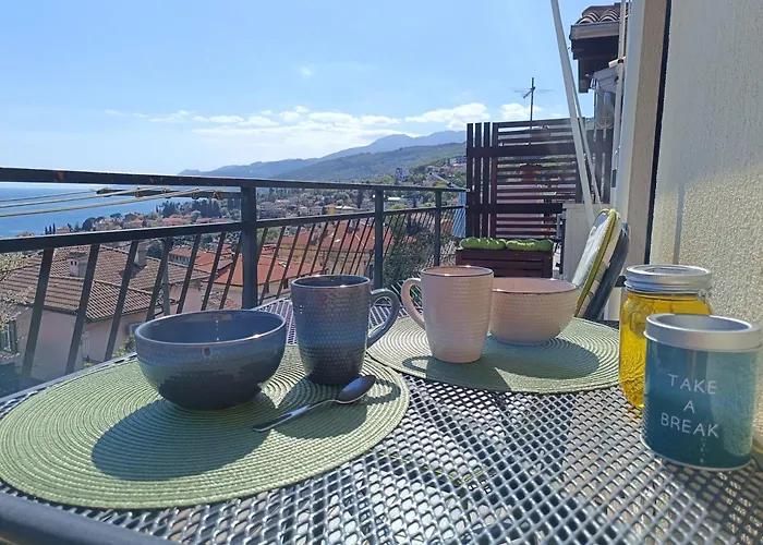 Fenix - Stunning View, Great Location & Free Parking Apartamento