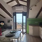 Daire Fenix - Stunning View, Great Location & Free Parking Opatija