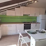 Daire Fenix - Stunning View, Great Location & Free Parking